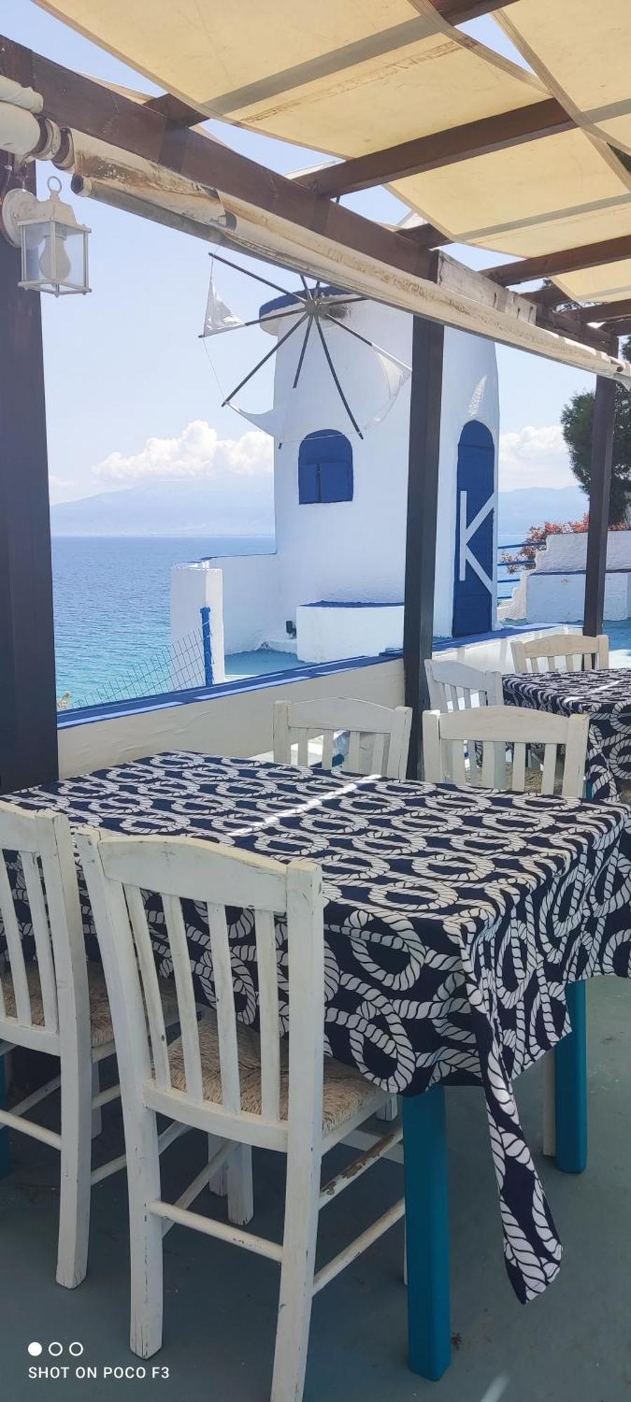 Koralli Sea View Hotel Káto Ahaía Kültér fotó