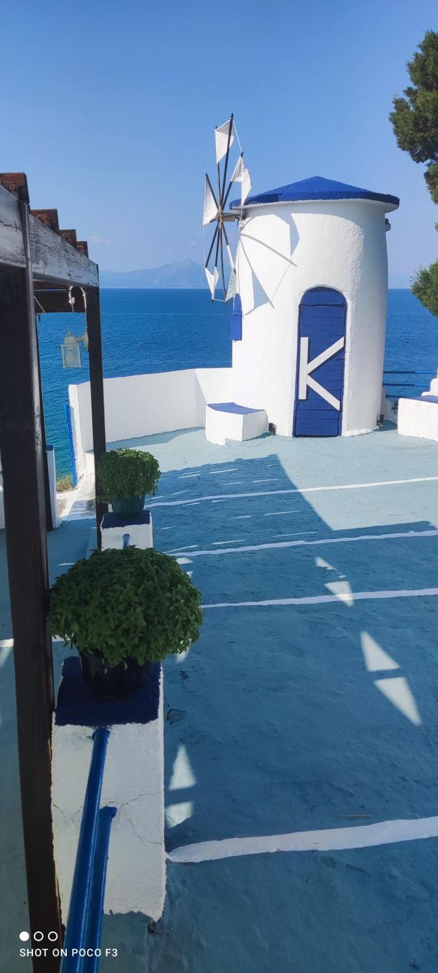 Koralli Sea View Hotel Káto Ahaía Kültér fotó